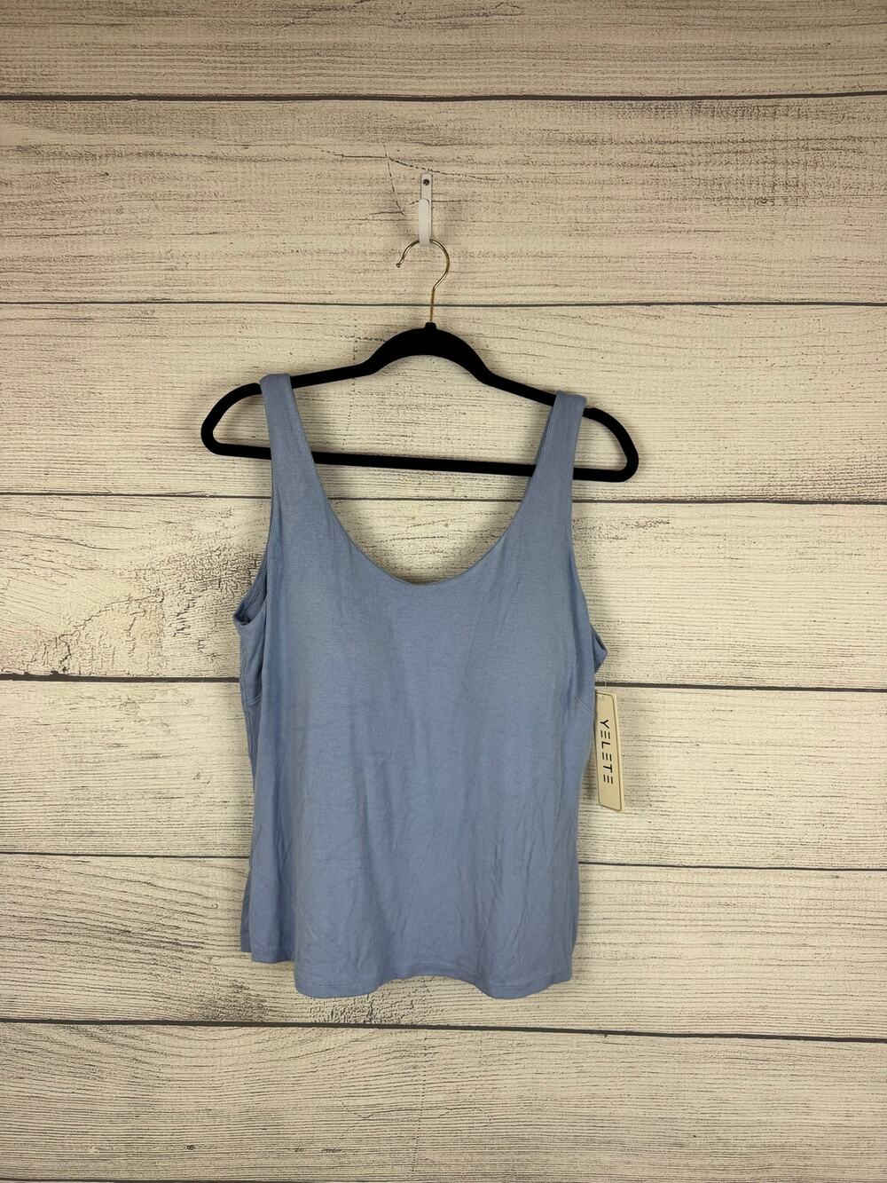 Yelete Active Plus Size Light Blue Ribbed Built In Bra Sleeveless Tank Size XXXL